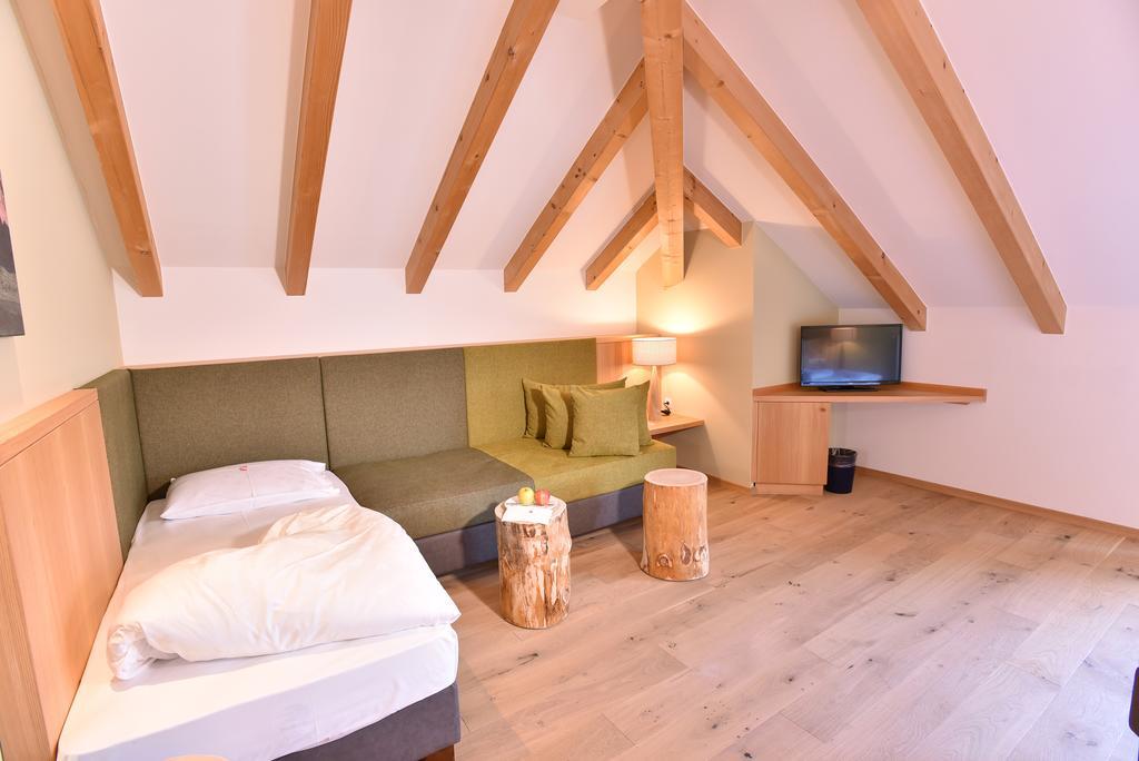 Seehotel Sparer Appiano Sulla Strada Del Vino Ngoại thất bức ảnh